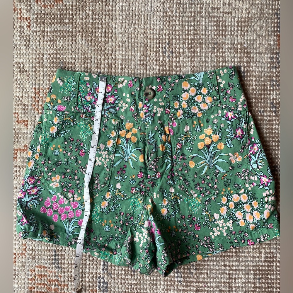 The Colette Linen Blend Shorts by Maeve